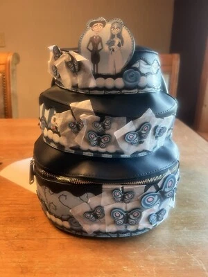 Mini mochila Loungefly Corpse Bride pastel de boda Foto 1 de 4
