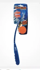 Chuck It Ball Launcher Junior 18M with Bonus Fetch Ball - Picture 1 of 4