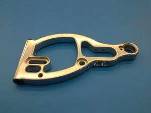 Alu-Querlenker vorne unten rechts für FG Evolution. Maße wie FG 1100/1 - Bild 1 von 1