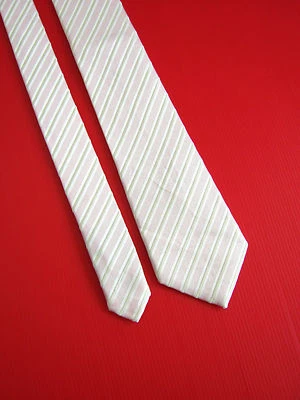 MARKS & SPENCER Nueva Seda Original Descuento 50% Foto 1 de 4