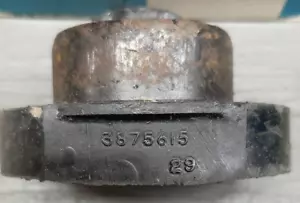 NOS 1966-70 GM TRUCK NOS MOTOR MOUNT GM # 3875615 - Picture 1 of 2