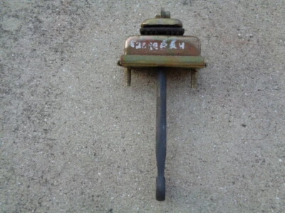 Mazda 626 1999 bisagra de puerta trasera barra de retención tapón lado derecho OEM Foto 1 de 4