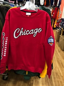 CHICAGO BULLS THERE & BACK  CREW NECK SWEATSHIRT  MENS  MITCHEL & NESS RED - Picture 1 of 7
