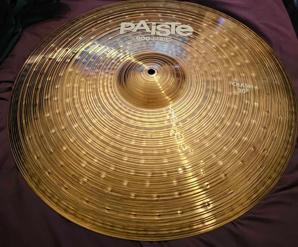 Juego de platillos Paiste serie 900 - 20 pulgadas Crash, 16 pulgadas China, 14 pulgadas Hi-Hats Foto 1 de 4