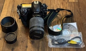 Nikon D200 10.2 MP Digital SLR Camera w/ 70-300mm Ed 1:4 lens / Bag / Box - Picture 1 of 15