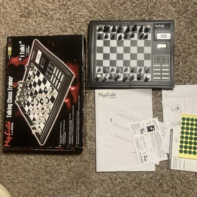 Juego de Ajedrez Mephisto From Saitek Talking Chess Trainer Nivel 3 “I Talk” Probado Foto 1 de 4