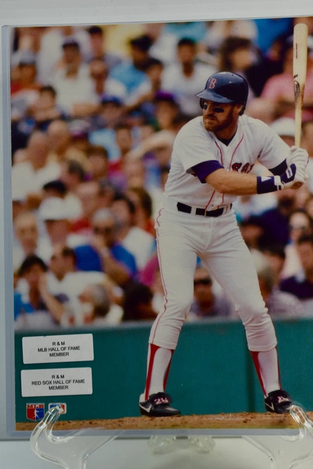 BOSTON RED SOX 8X10 COLOR PHOTO - WADE BOGS 3RD BASE 1989 - Image 1 of 1