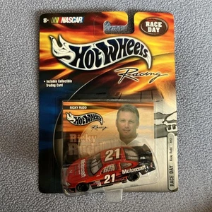 Hot Wheels Race Day Series Ricky Rudd #21 w/ Collector Card - Picture 1 of 4