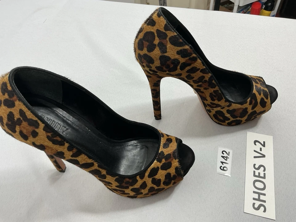 Bombas de plataforma con estampado animal Schutz para mujer Us 8,5 Slip On Peep Toe Foto 1 de 4