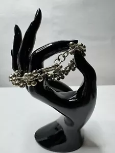 Brazalete de plata esterlina con eslabones de bola graduados de ADN - Imagen 1 de 18