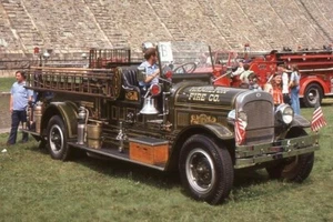 Neptun NJ 1928 Seagrave Pumper - Feuerwehrapparat Dia - Bild 1 von 1