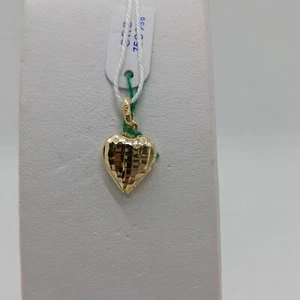 CIONDOLO PORTAFORTUNA CUORE ORO GIALLO 18KT FINITURA MARTELLATA 1,1 GR. (7254) - Foto 1 di 7