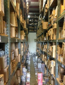 500 MUSIC CDs WHOLESALE LIQUIDATION LOT Rock Pop Rap,Latin Oldies,Kids,Classical - Picture 1 of 1