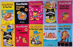 10 Garfield Comic Strip Books - 1980's Classic Covers, Classic Read. - Picture 1 of 4