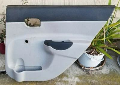 2006-11 Hyundai Accent GLS sedan rear right interior door trim panel manual OEM - Image 1 of 4