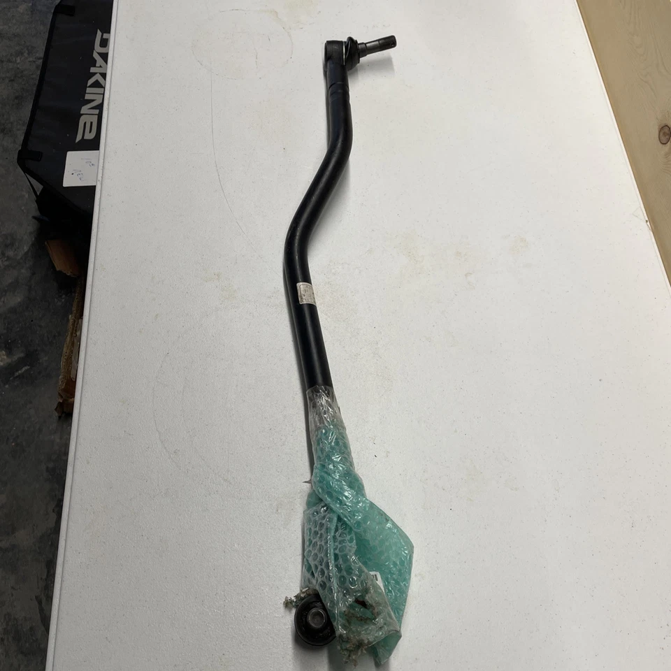 Enlace de arrastre 8-98006794-2 para camión Isuzu 4HK1 700P NPR faltan tuercas y pasadores Foto 1 de 4