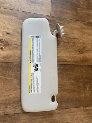 Parasol lateral derecho pasajero con espejo gris para Chevrolet Cruze 2016-2017 Foto 1 de 4