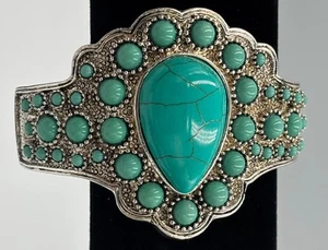 VTG South West style Silver Tone Bangle Bracelet With Turquoise Stones - Picture 1 of 12