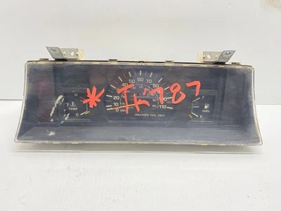 1985-1986 TOYOTA PICKUP 2.4L INSTRUMENT CLUSTER SPEEDOMETER MPH OEM, 257-58322 - Image 1 of 4