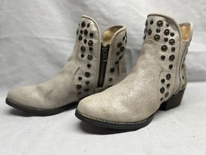 Corkys Girl "Toledo" Distressed Leather Stud Detailed Ankle Boots Women's 9 B - Picture 1 of 5