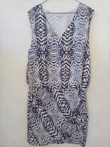 Rebecca Minkoff Sz 10 Sleeveless V Neck Silk Dress Black Cream Geometric Print - Picture 1 of 9