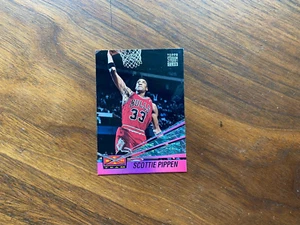 1994 Topps Stadium Club Scottie Pippen Beam Team #18 Chicago Bulls - Picture 1 of 3