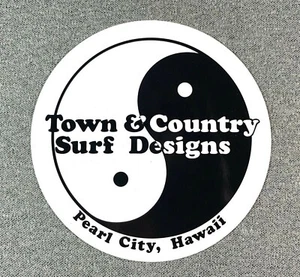 Pegatina T&C Town & Country Surf Designs Hawaii 5 pulgadas negra/blanca sk8 - Imagen 1 de 1