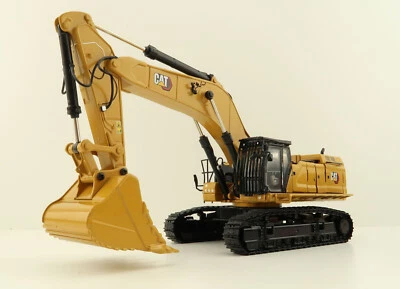 Diecast Masters 85959 Caterpillar CAT 395 Large Mining Excavator Diecast 1:50 - Image 1 of 4