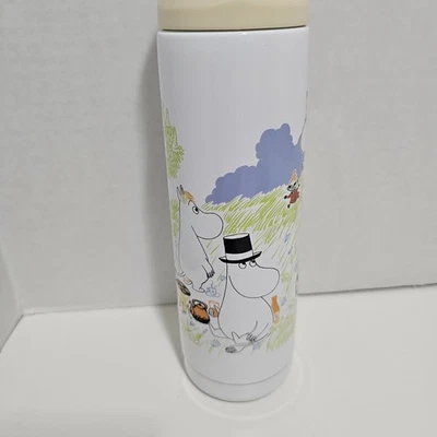 Moomin Valley Moomin Family Water Bottle 480ml - Image 1 of 4