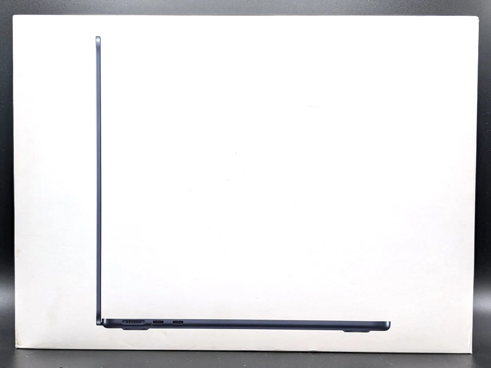 MacBook Air 13-inch Laptop Apple M3 chip 8GB 256GB SSD MIDNIGHT MRXV3LL/A