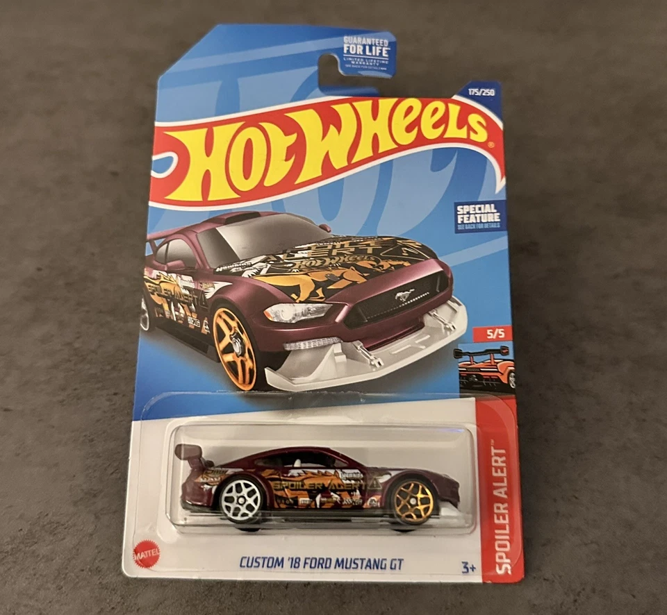Hot Wheels Custom ‘18 Ford Mustang GT Spoiler Alert Special Feature 175/250”NEW” - Image 1 of 1