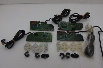 Famicom Controller motherboard Pair parts Lot of 2 official Nintendo NES Japan 1 - Image 1 of 4