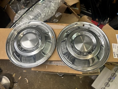 1966-1967 [2] Mercury Comet 14" tapacubos cubiertas de rueda OEM  Foto 1 de 4