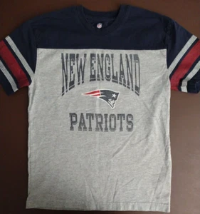Distressed New England Patriots NFL Youth Large Medium T-Shirt jersey tee NEW - Picture 1 of 4