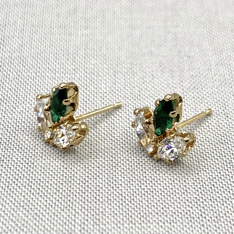 Pendientes de circonita cúbica verde y transparente corte marquesa de 1,5 quilates diseño hoja de hiedra y relleno de oro Foto 1 de 4