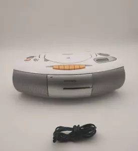 Ghettoblaster Grundig RRCD 1310 Radio / Cassettenrecorder / FM/MW *bitte lesen* - Bild 1 von 6