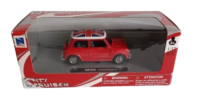 Giocattolo Auto Mini Cooper in Metallo Rossa 9 cm Scala 1:32 New-Ray - Immagine 1 di 4