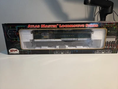 Atlas 9574 HO H16-44 Southern Diesel Locomotive #6549 Train - Image 1 of 4