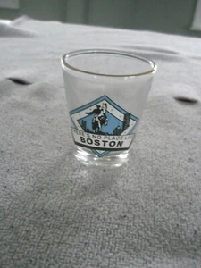 BOSTON MASS shot glass w/ Paul Revere statue & 1980's skyline - Picture 1 of 4