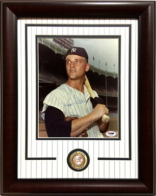 Roger Maris signed 8x10 photo framed Yankee coin Autograph JSA PSA LOA - Image 1 of 4