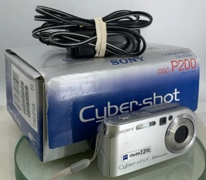 Sony Cyber-Shot DSC-P200 7.2MP DIGITALCAMERA + CHARGER + WIRE + BOX TESTED - 340 - Picture 1 of 8