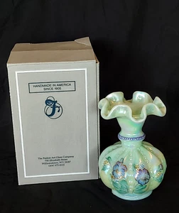 Fenton  Sea Mist Green Iridized Carnival Pansies Beaded Melon Vase S6853-3H - Picture 1 of 7