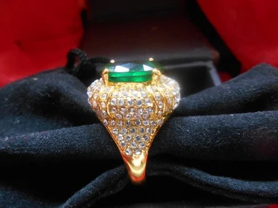 Prachtvoller Modeschmuck Ring Viele Steinchen Glamourös Cocktail Party - Bild 1 von 4