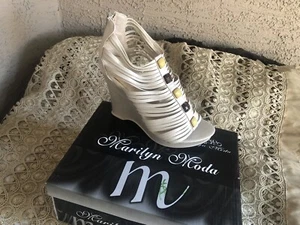 Marilyn Moda Strappy Platform Wedge Heel Shoe Style TZ238-1 Black / Beige  - Picture 1 of 12