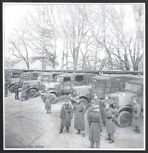 2007 -- DEUTSCHE SOLDATEN UND FAHRZEUGE IN ROCHEFORT EN TERRE. 3X803 - Bild 1 von 1