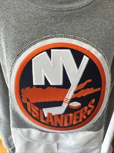 Refried CCM New York Islanders Hockey Größe M Unikat verfügbar nie getragen - Bild 1 von 9