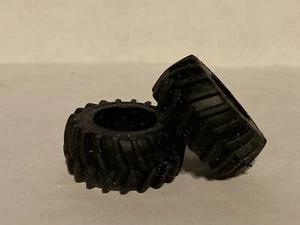 pair of custom 1/64 wide flotation ag tread tractor tires - Picture 1 of 3