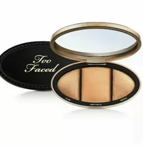 Too Faced Born This Way Turn Up The Light Highlighting Palette Tan NEW - Picture 1 of 5