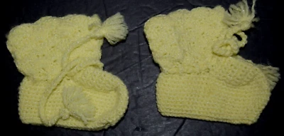 DE COLECCIÓN, AMARILLO, INFANTIL "BOTINES", con corbatas (2.0" x 4.0") Usado Foto 1 de 4