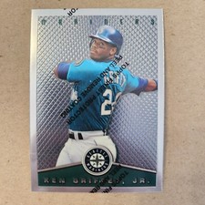 Ken Griffey Jr 1995 Topps Baseball Total Bases Insert Card